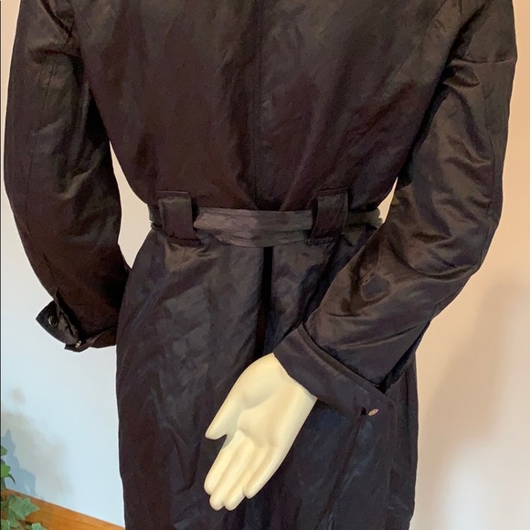 Gorgeous MK trench coat 🧥 + free 🎁 - Picture 2 of 8